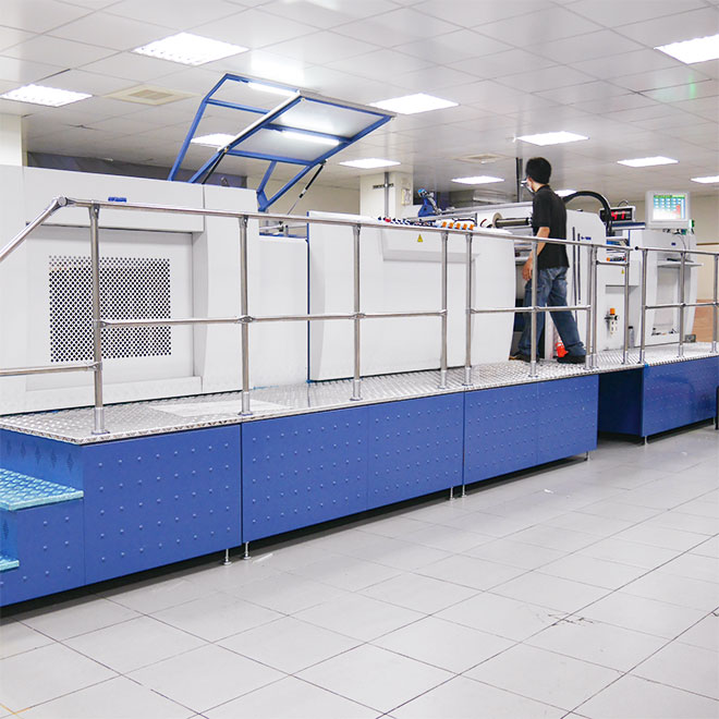 Intelligent laminating machine